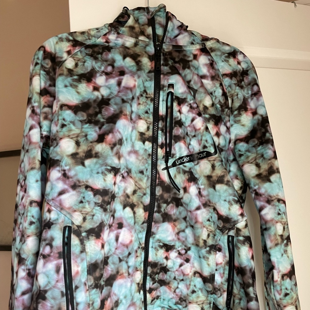 Under Armour Multi Coloured Jacket Large